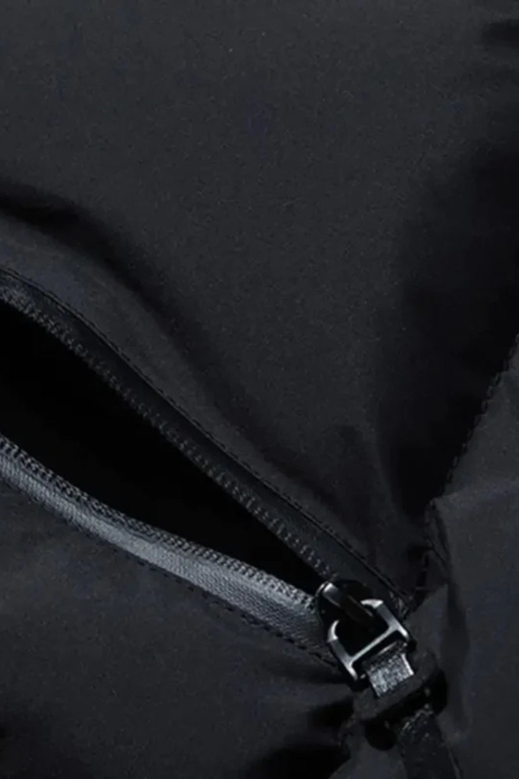 Aldemond Men’s Hooded Puffer Jacket – Quilted Design