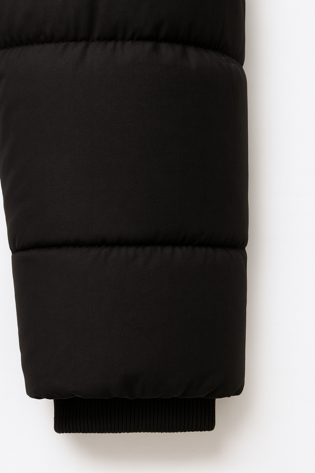 Aldemond Women’s Short Puffer Jacket with Hood